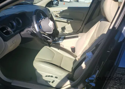 2012 Volvo S60 T5 z USA, uszkodzony, nr VIN YV1622FS5C2131582